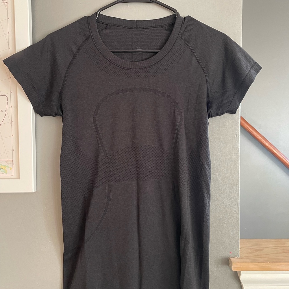 Lululemon Swiftly Tech Short Sleeve Black